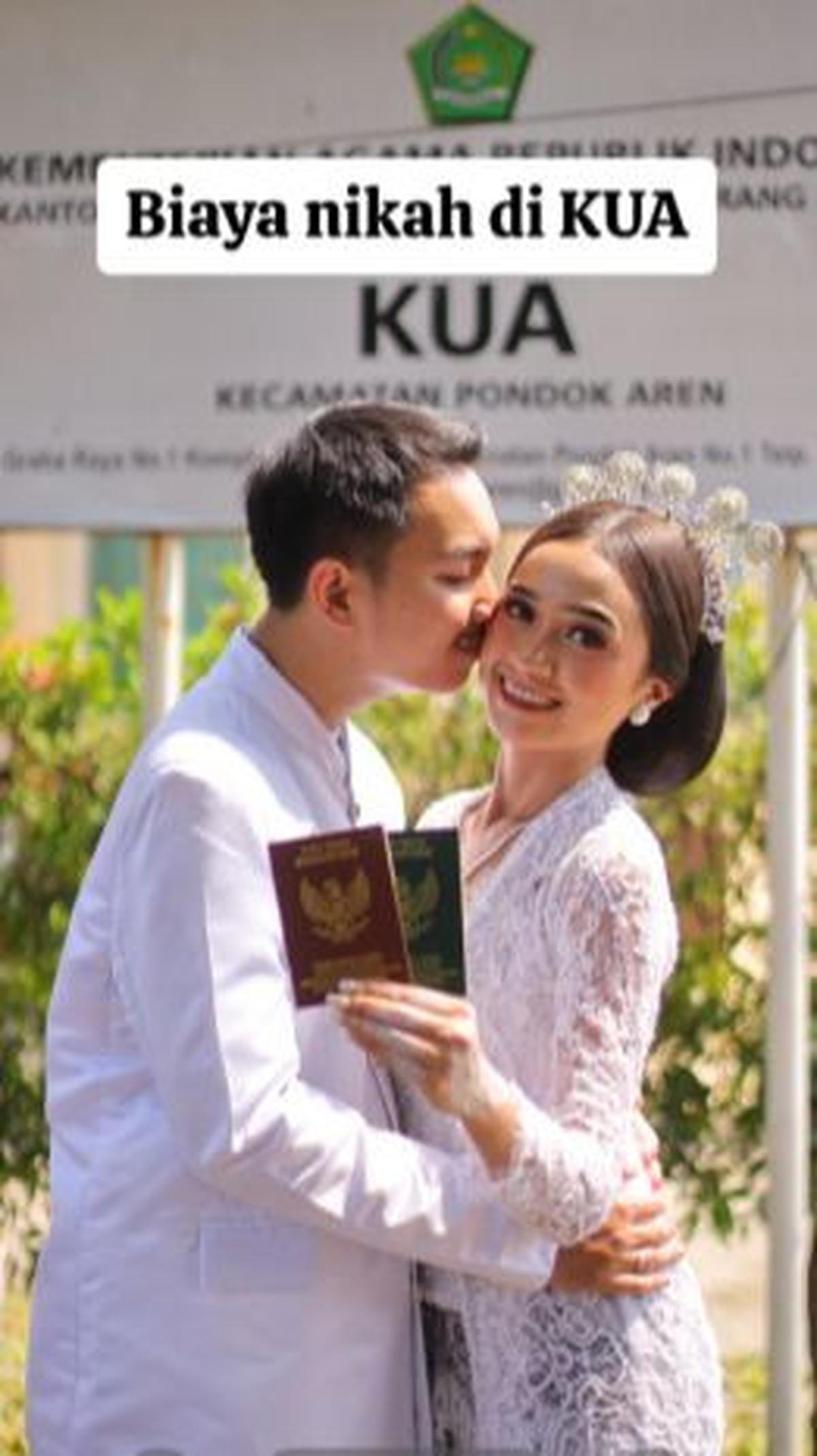 "Nikah di KUA," tulisnya.