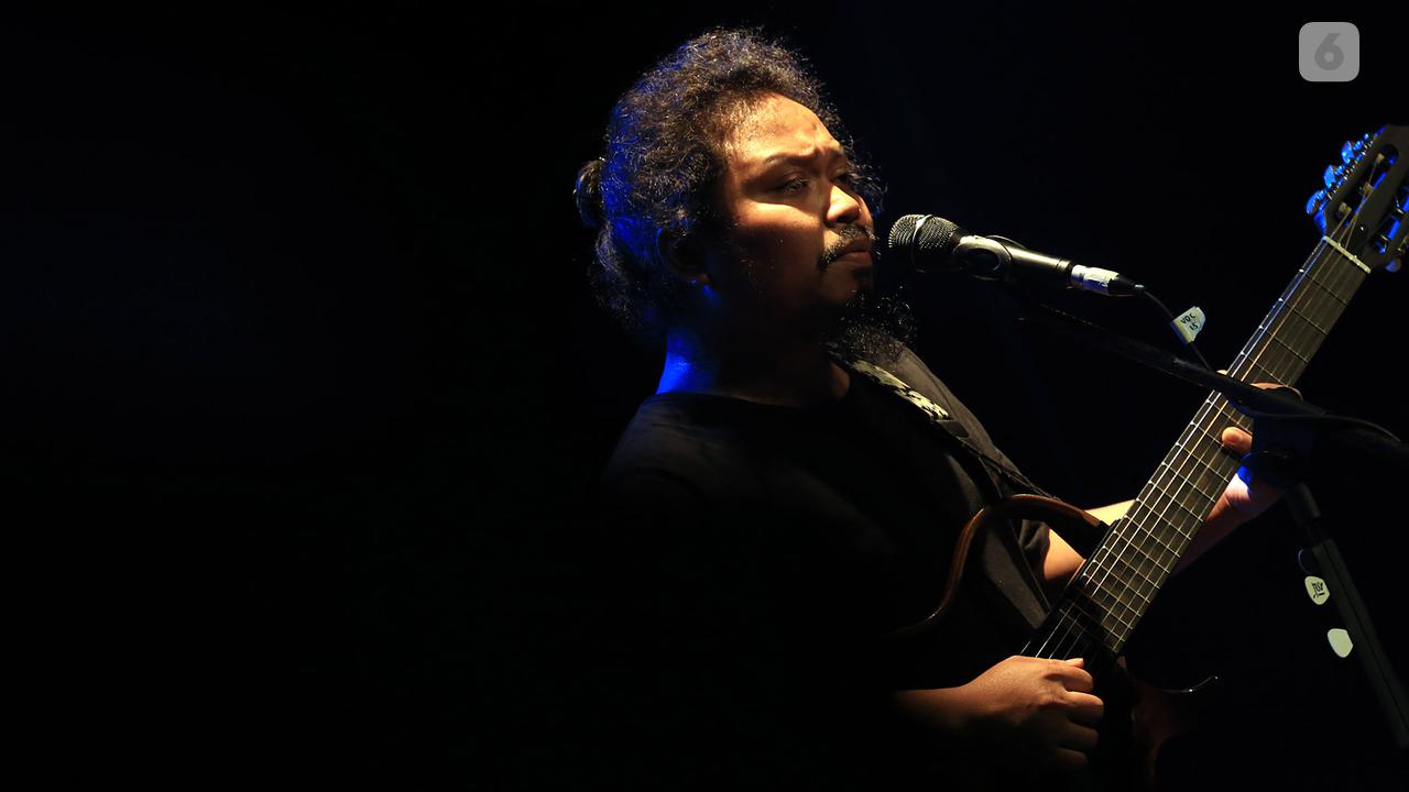 [Bintang] Payung Teduh