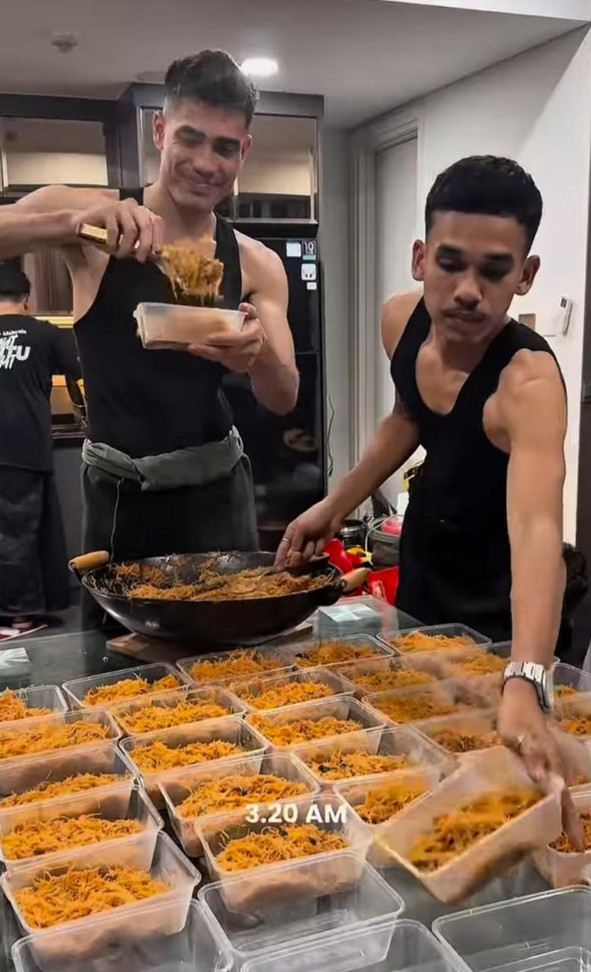 Aisar Khaled Masak Sahur untuk Berbagi, Mendapat Pujian Hangat dari Netizen