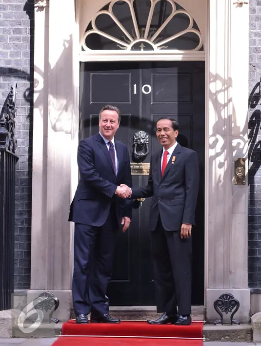 Presiden Jokowi mengunjungi PM Inggris, David Cameron untuk meningkatkan kolaborasi dalam investasi, perkenalan budaya, edukasi, kegiatan olahraga, dan industri kreatif, London, Selasa (19/4/2016). (Foto: Laily Rachev/ Setpres) 