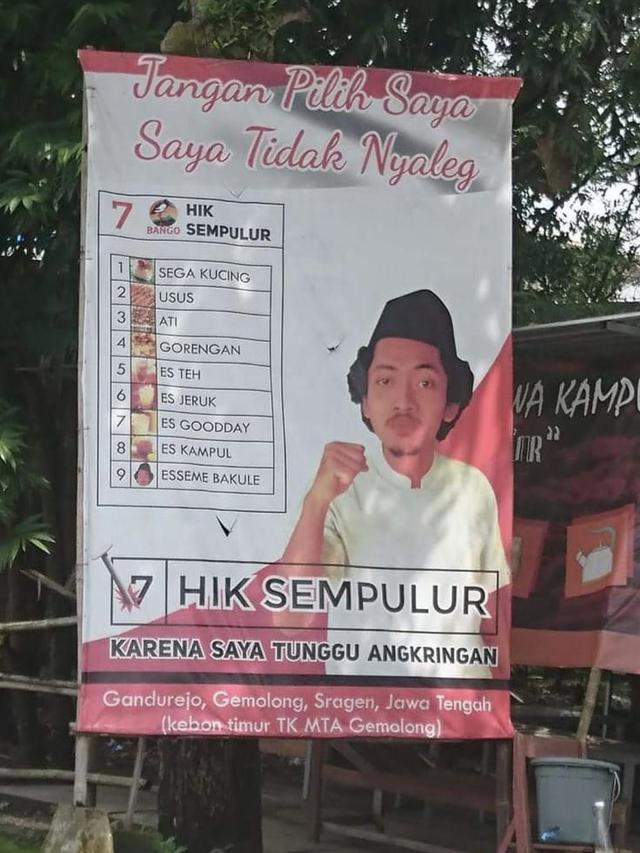 Promosi Angkringan Pakai Baliho ala Caleg, Bikin Heboh Warganet. (Sumber: Twitter/genosmad)