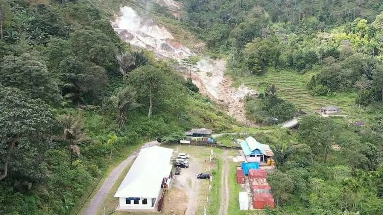 Bupati menyatakan komitmennya mendukung pengembangan Pembangkit Listrik Tenaga Panas Bumi (PLTP) Ulumbu Unit 5-6 di Desa Wewo, Kecamatan Satarmese, Kabupaten Manggarai. (Istimewa)