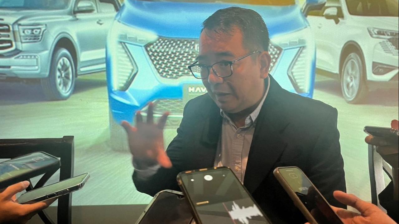 Dalam kelas premium mass market, Jolion dapat dianggap lebih terjangkau. Melalui ini, kami juga ingin memperkenalkan NEV (New Energy Vehicle) kepada masyarakat