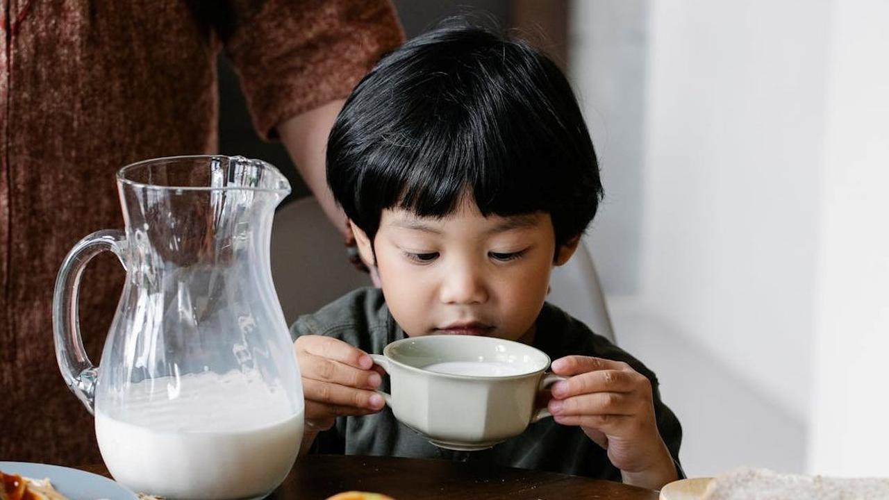 Diperkirakan Hingga 7,5 Persen Anak Indonesia Alergi Susu Sapi