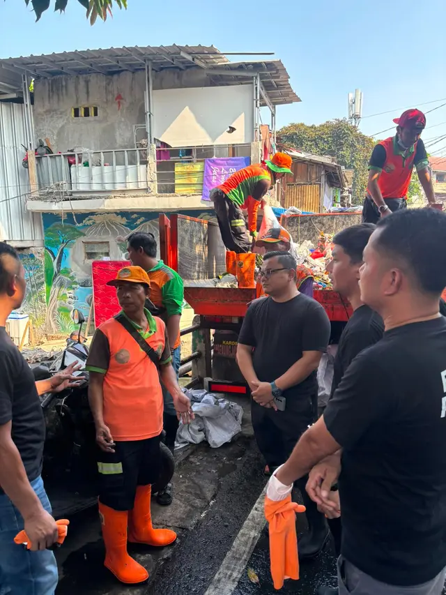 Anggota Dewan PAN Berguru dari Pasukan Oranye Soal Sampah Jakarta