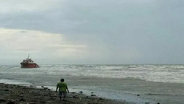 3 Awak Kapal Terombang-ambing 30 Jam di Laut Kabaena
