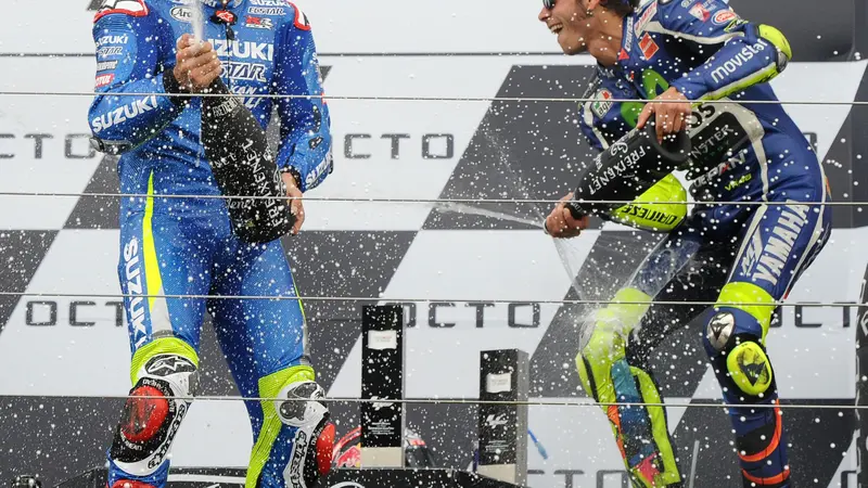 Maverick Vinales - Valentino Rossi