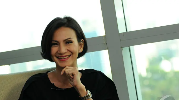 Foto Wulan Guritno Tanpa Bra Paling Banyak Disukai