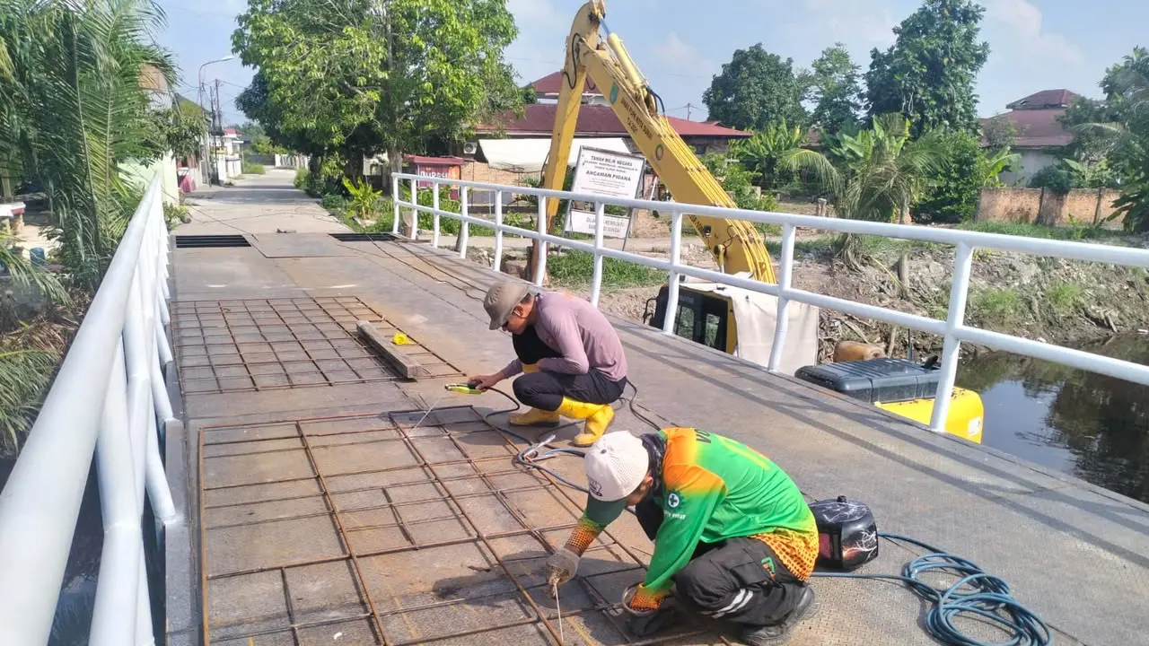 Polda Riau menuntaskan pembangunan dan renovasi 110 Jembatan Merah Putih Presisi di seluruh kabupaten/kota di Provinsi Riau (Istimewa)