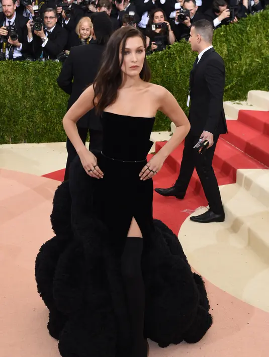 Diusia muda Bella Hadid memang gemar dengan fotografi dan dunia modeling. Bakat Bella telah diturunkan oleh ibunda, Yolanda Foster yang merupakan model pada era 80-an. (AFP/Bintang.com)
