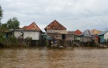 Ini Bahaya Memiliki Rumah di Samping Sungai