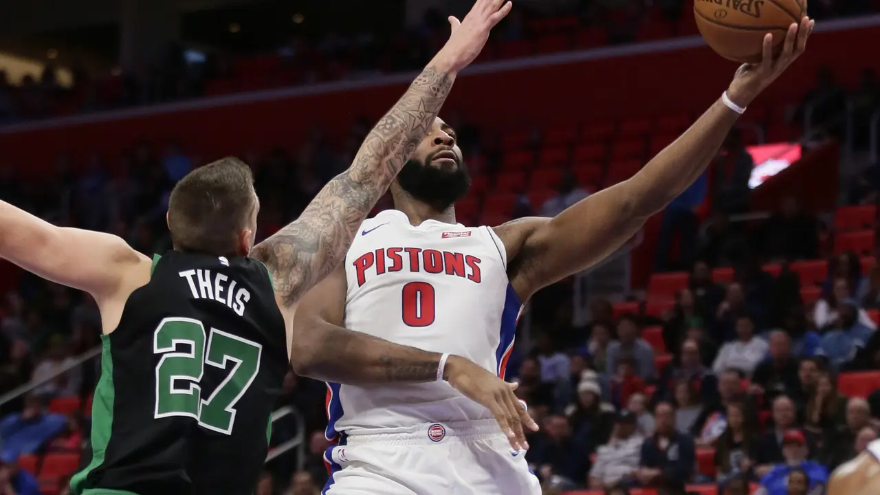 Andre Drummond dimatikan pemain Celtics