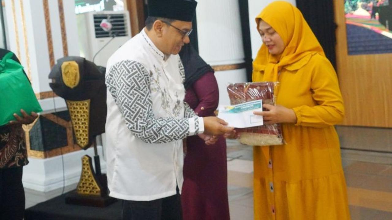 Pemkab Pati Beri Santunan Ratusan Mualaf, Perkuat Dukungan dan Pembinaan Keagamaan