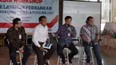 Direktur Internasional dan Treasury BNI Panji Irawan, memaparkan mengenai perkemabangan layanan perbankan, Jakarta, Jumat (25/8). Dalam kegiatan tersebut diisi juga dengan penyerahan hadiah lomba tulis dan lomba foto BNI 2017. (Liputan6.com/Pool)