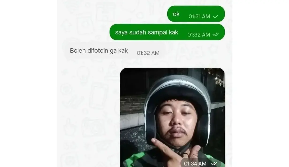 Narsis nih mas-mas ojolnya... (Source: Instagram/@ecommerceshitposting)