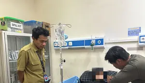 Siswa SMP di Sukabumi Kritis Dikeroyok Kakak Kelas, Keluarga Tak Mampu Bayar Pengobatan