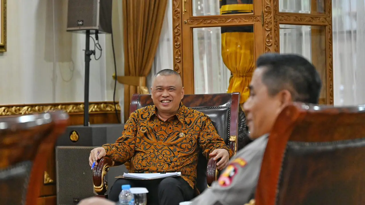 Menteri Perhubungan Dudy Purwagandhi