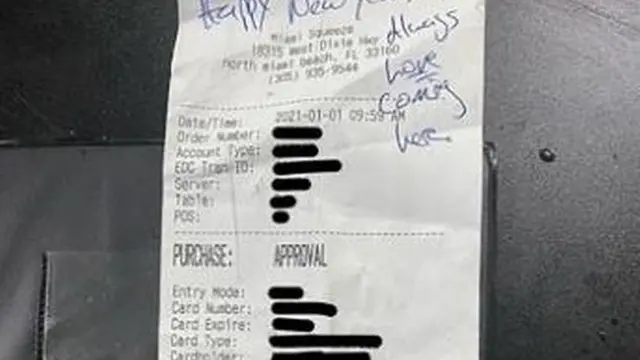 Pelanggan dapat uang tips besar