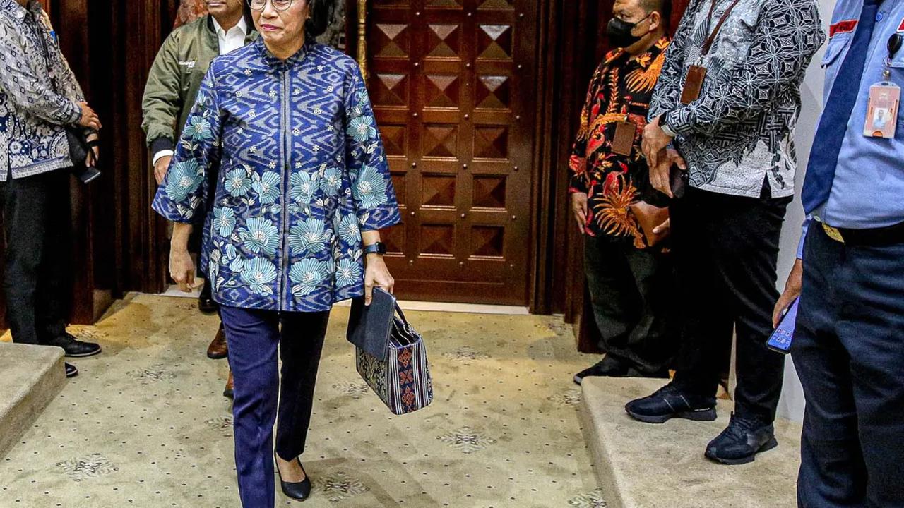 "Pemilihan umum bukan sumber ketidakpastian tapi ini sistem demokrasi yang akan dipertahankan, dengan perdamaian stabilitas dan juga transisi yang mulus," ungkap Sri Mulyani.