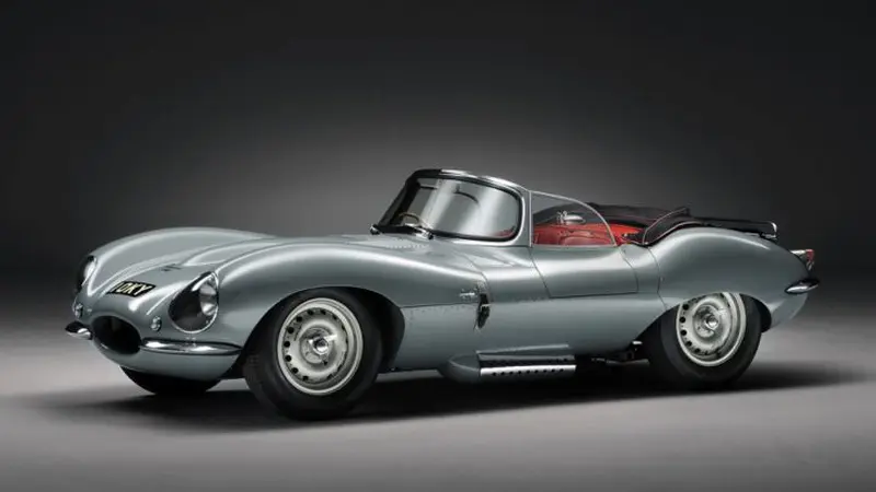 Belum Diproduksi, Jaguar XKSS Bersejarah Ludes Terpesan