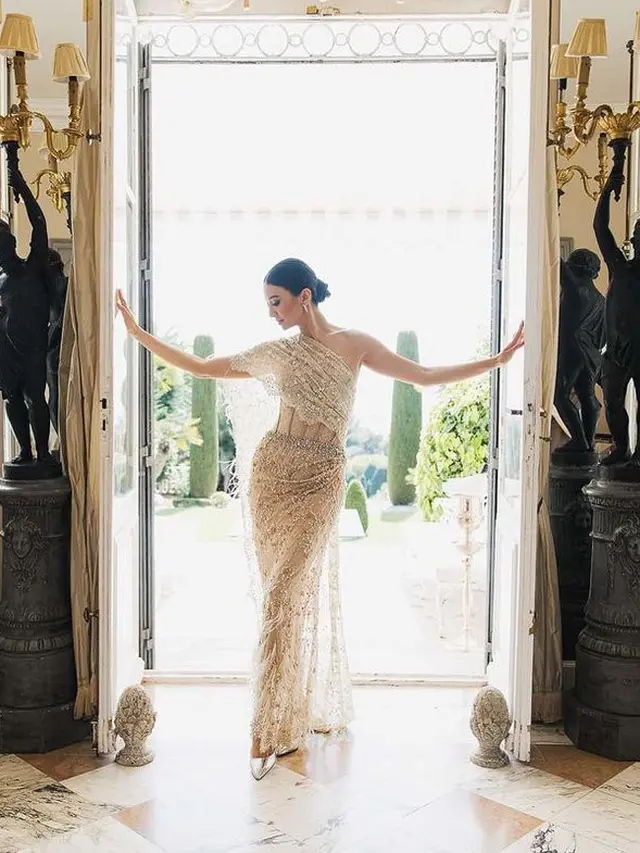 [Fimela] Raline Shah