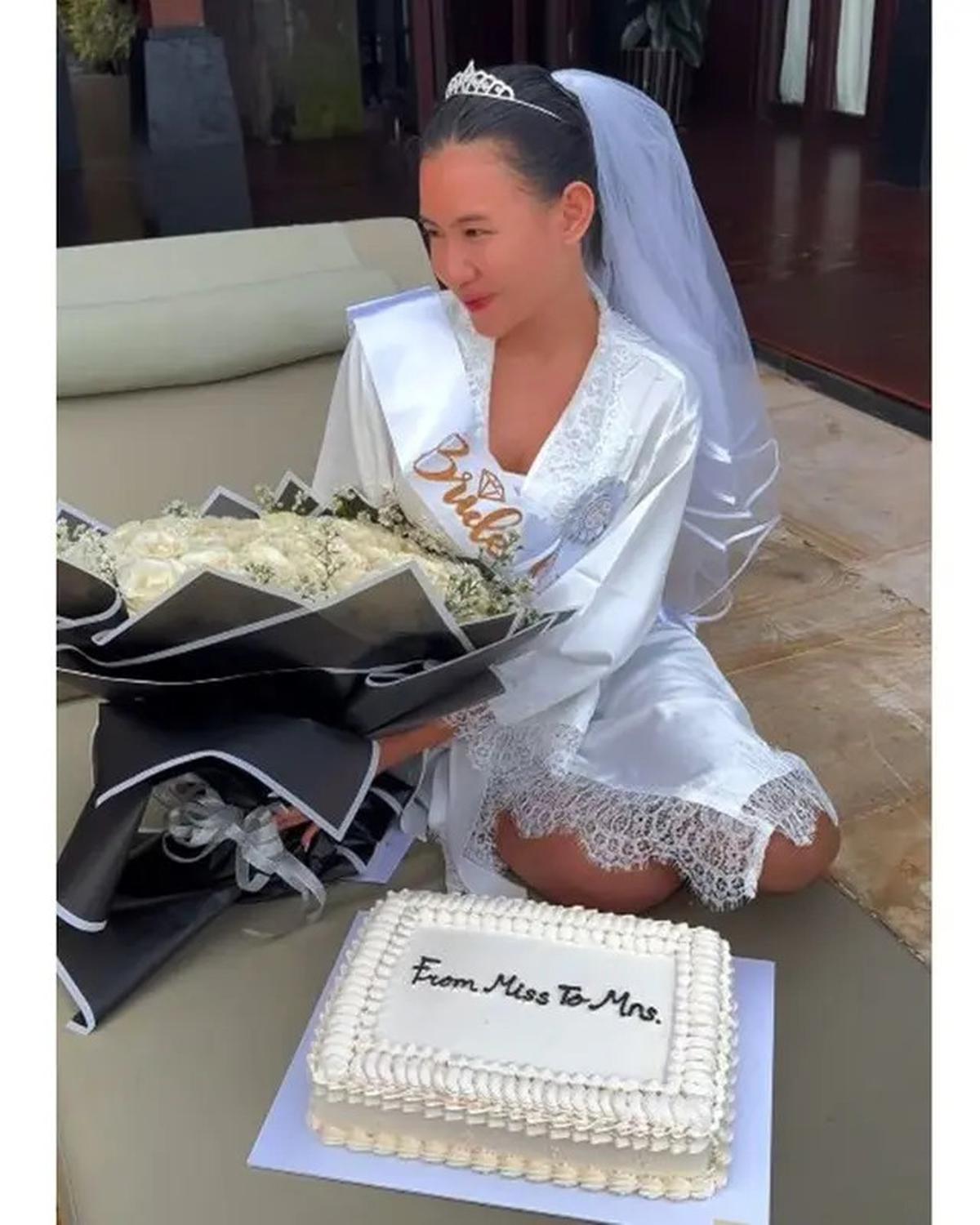 7 Potret Kejutan Bridal Shower Shenina Cinnamon, Sederhana dari Sahabat