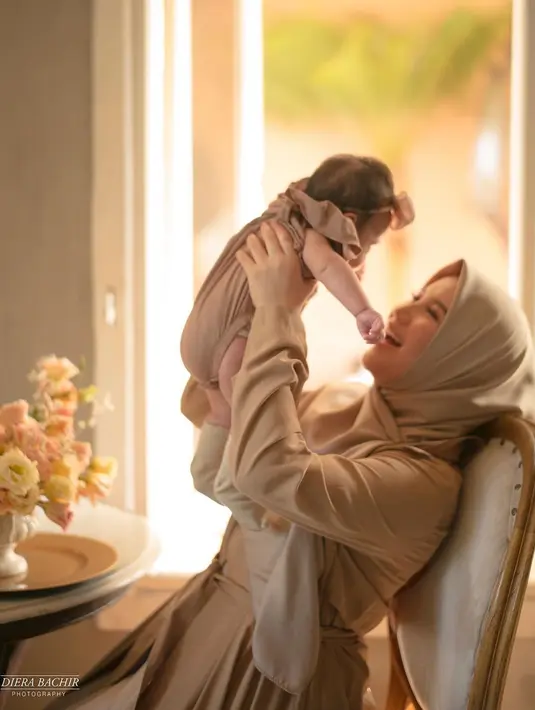 (Instagram/chafrederika)