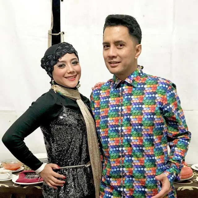 Lagunya Kembali Viral, Ini 6 Potret Fatur dan Nadila Pasangan Duet Era 90-an