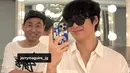 Secara keseluruhan, Song Geon Hee tampak begitu menikmati kunjungannya ke Dubai. [Foto: Instagram @songgeonhee]
