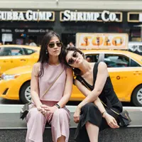 Gracia Indri dan Gisela Cindy saat liburan (Sumber: Instagram/giselacindy12)