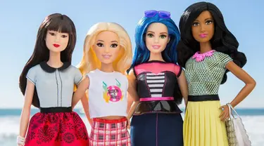 Mattel membuat perubahan bentuk Barbie yang selama ini dikecam karena menyajikan bentuk yang tidak realistis tentang wanita.