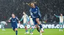 PSG sejatinya sempat tertinggal dua gol lebih dulu lewat aksi Jack Grealish dan Erling Haaland. Namun, PSG bangkit lewat gol Ousmane Dembele, Bradley Barcola, Joao Neves, dan Goncalo Ramos. (AP Photo/Michel Euler)