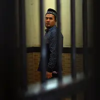 Pengakuan mengejutkan Saipul Jamil. Saipul mengaku sempat berpikir mengakiri hidup lantaran kasus yang menderanya dan pengapnya tahanan di Polsek. (Deki Prayoga/Bintang.com)