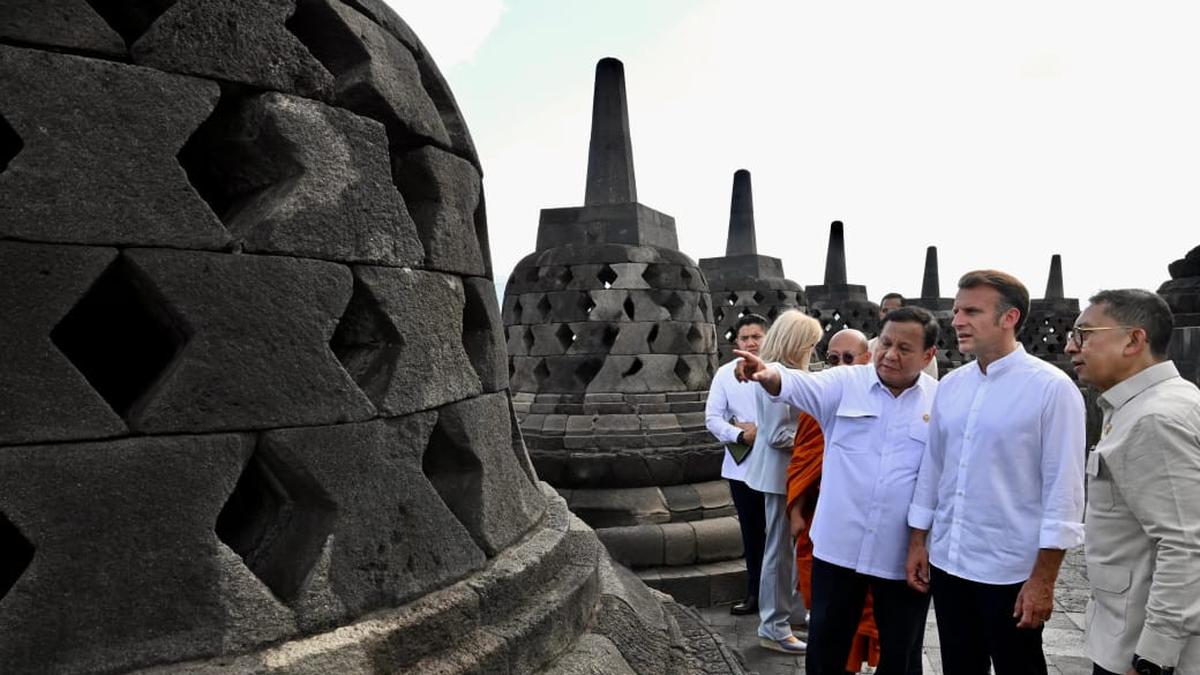 Heboh Stairlift Menuju Puncak Candi Borobudur, Dilema Antara Manfaat dengan Upaya Pelestarian