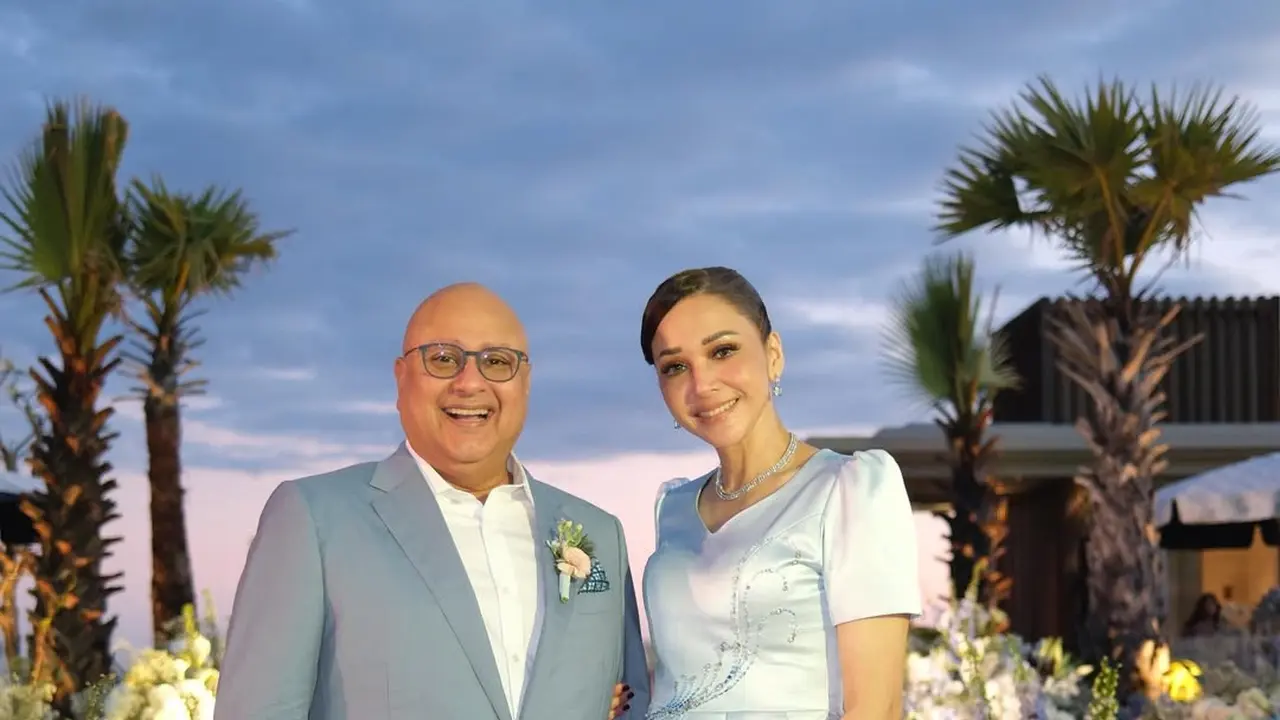 Gaya Elegan Maia Estianty di Bali, Kenakan Jam Tangan Langka Chopard Edisi Terbatas