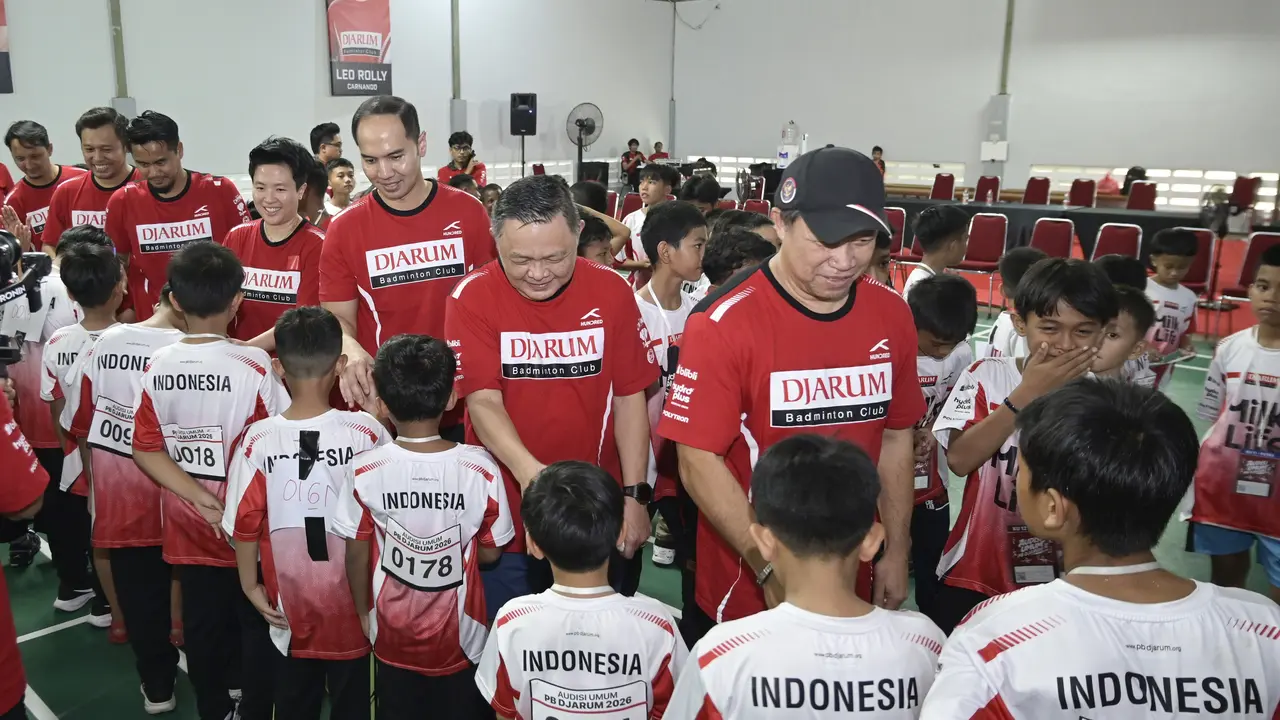 Owi/Butut menjadi dua anggota tim pencari bakat di Audisi Umum PB Djarum 2026