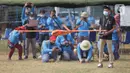Peserta menerbangkan drone saat lomba drone KASAU CUP KASAU CUP 2020 di Lapangan Wisma Aldiron, Jakarta, Sabtu (12/9/2020). Lomba yang diselengarakan oleh TNI AU World Airsport Federation Federasi Aero Sport Indonesia memperebutkan piala Kasau Cup 2020 dengan lima kategori. (merdeka.com/Imam Buhori)