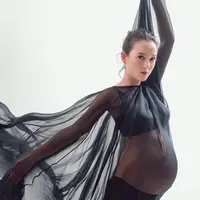 Julie Estelle. (dok. Instagram @julstelle/https://www.instagram.com/p/Ctlf-HGRwe9/?img_index=1/Dinny Mutiah)