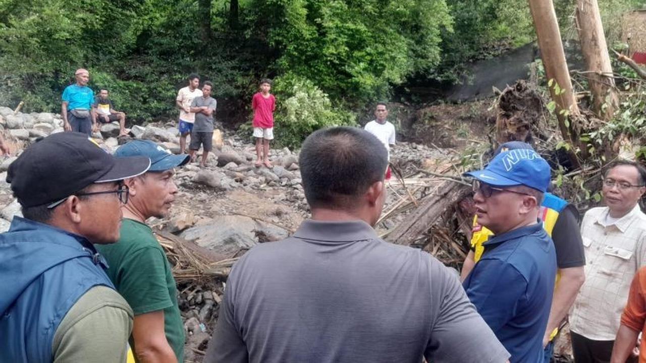 Jalan Taduma-Togafo Ternate Dibuka Usai Longsor: Wali Kota Ungkap Penyebab dari Gunung Gamalama