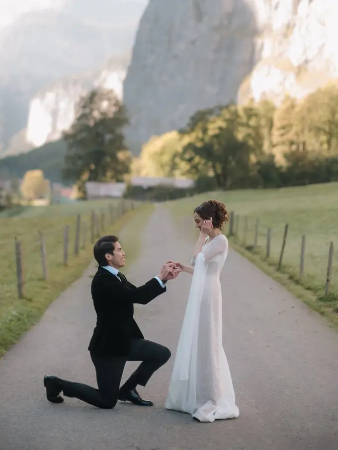 Segera Menikah, 5 Potret El Rumi dan Syifa Hadju Tampil Bak Calon Pengantin di Momen Lamaran Swiss