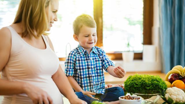 5 Makanan Peningkat Iq Bayi Untuk Dimakan Saat Hamil Lifestyle Liputan6 Com