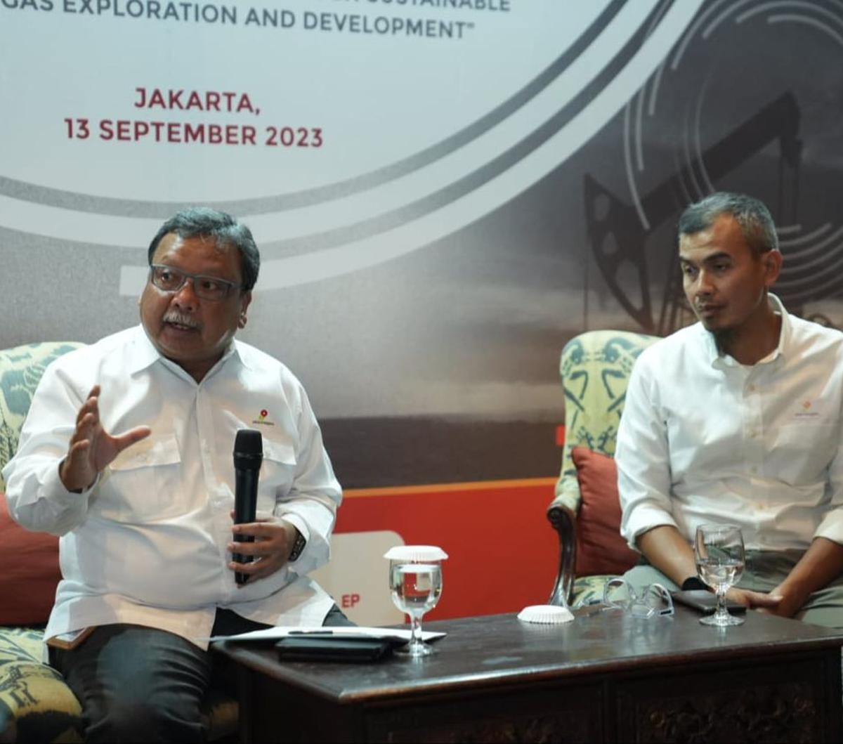 "Karena saat ini Indonesia masih menempati peringkat 9 dari 14 negara di Asia Pasifik dari segi daya tarik investasi karena," tegas Nanang.