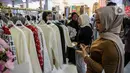 Konsep ini mendapat sambutan yang cukup dan meningkatkan animo masyarakat untuk kembali berbelanja busana di pasar Tanah Abang. (Liputan6.com/Angga Yuniar)