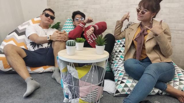 Tenny Amelia Putri, Evra, dan Thito