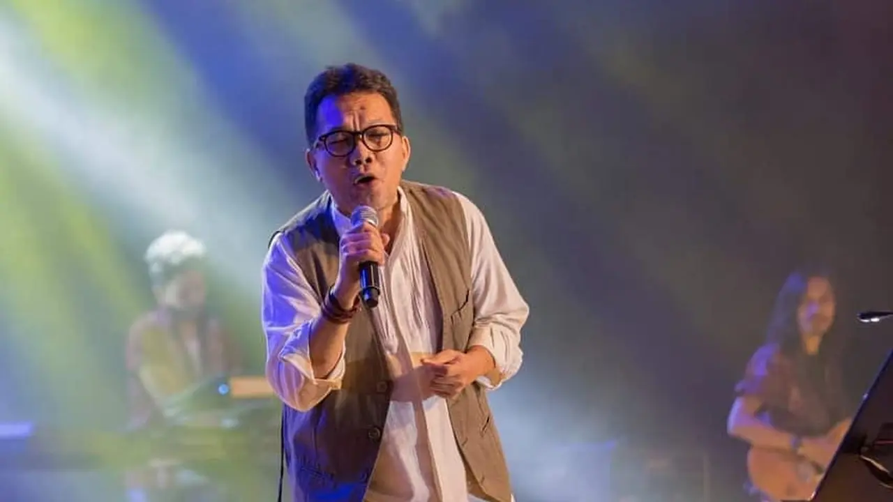 6 Potret Keenan Nasution Pencipta Lagu Nuansa Bening, Tolak Rp50 Juta dari Vidi Aldiano