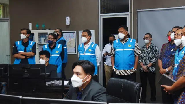 Menteri Energi Dan Sumber Daya Mineral (ESDM) Arifin Tasrif mengunjungi UP2B Sistem Minahasa. (Dok Kementerian ESDM)
