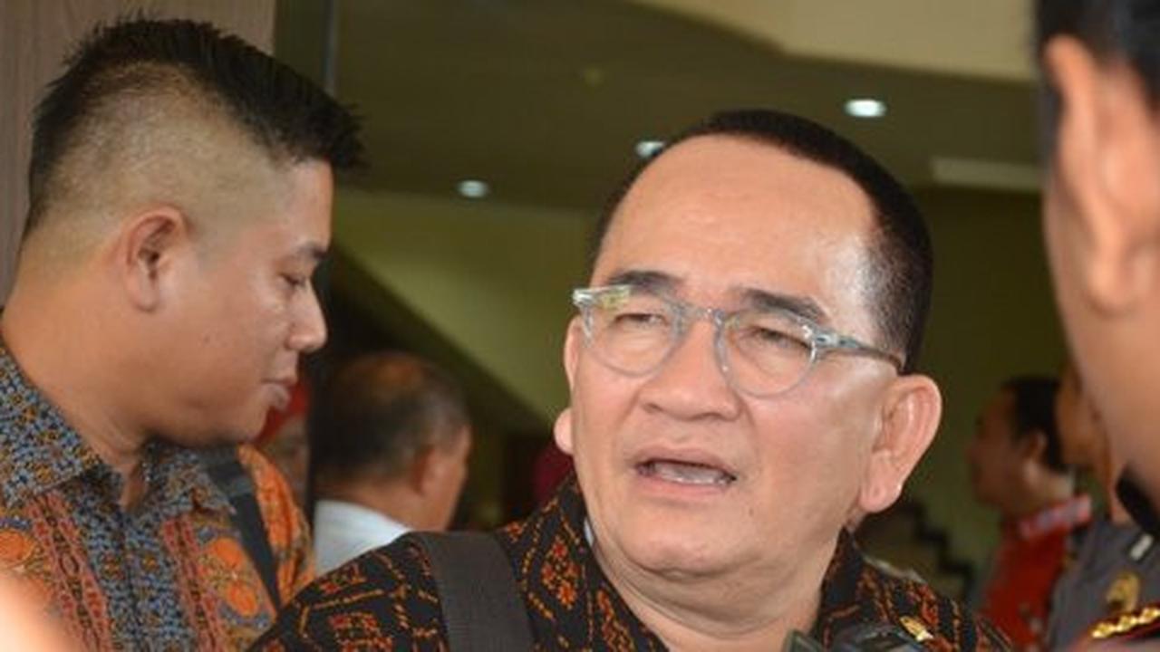Ruhut: Saya heran banyak sekali yang mau menzalimi Budi Gunawan