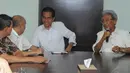Kedatangan Jokowi untuk melakukan diskusi dengan para praktisi hukum, terkait masalah hukum yang terjadi di Indonesia. (Liputan6.com/Herman Zakharia)