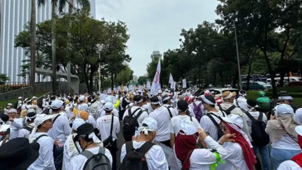 Menyikapi petisi penolakan RUU Kesehatan oleh Forum Guru Besar kepada Presiden dan DPR, Juru Bicara Kementerian Kesehatan RI Mohammad Syahril menyebut seluruh tudingan tersebut tidak didasari atas fakta.