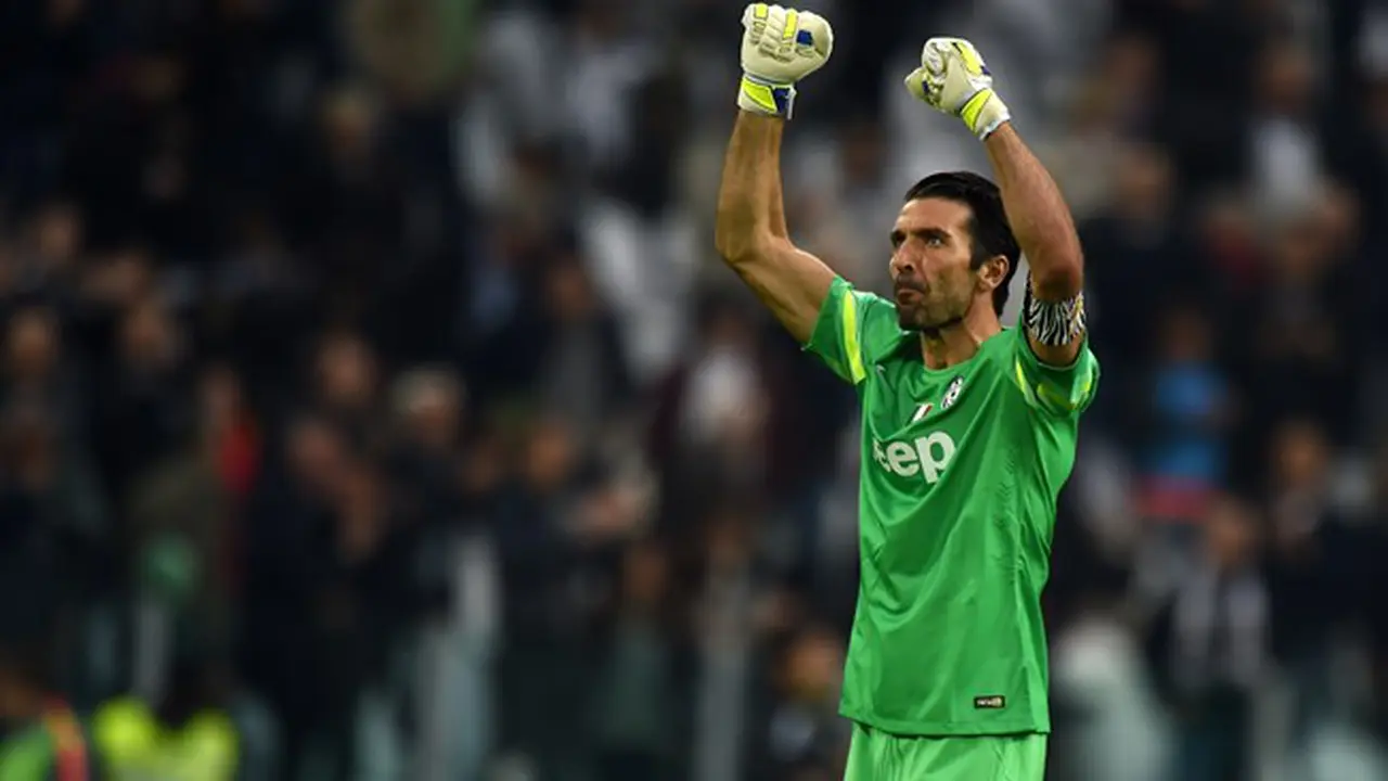 Marotta: Buffon Rela Potong Gajinya di Juventus